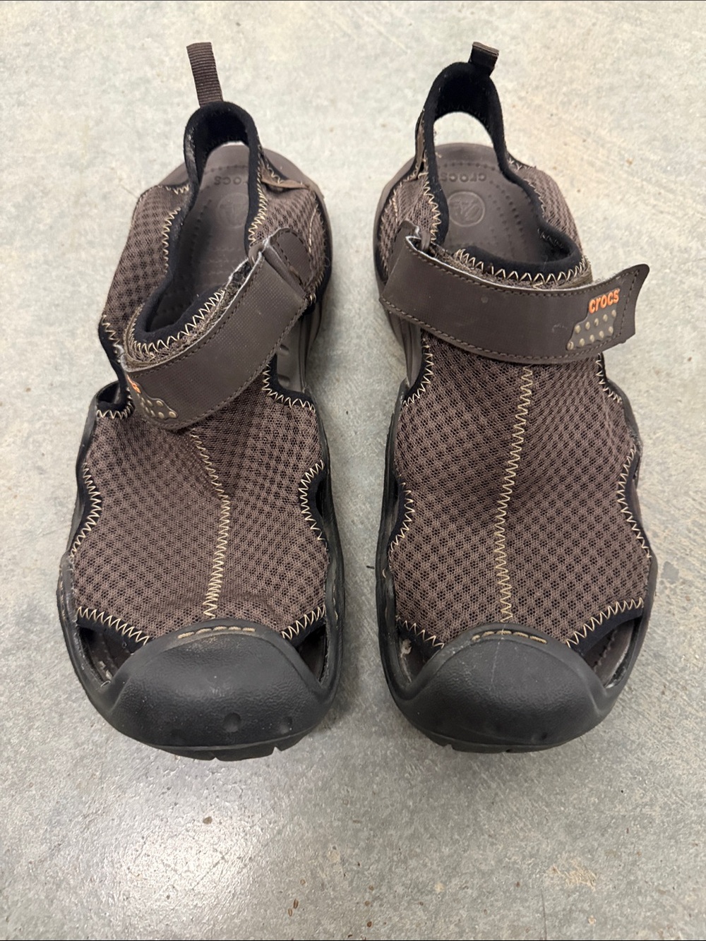 CROCS Men's Brown Closed-Toe Sandal with Black Toe Caps